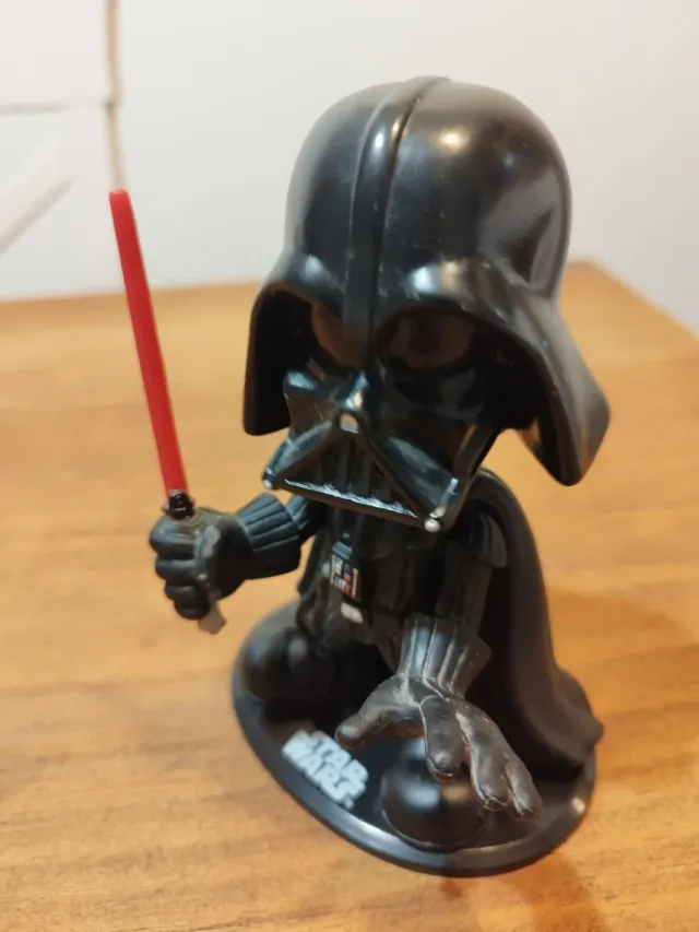 Figura Funko Pop Darth Vader di Star Wars