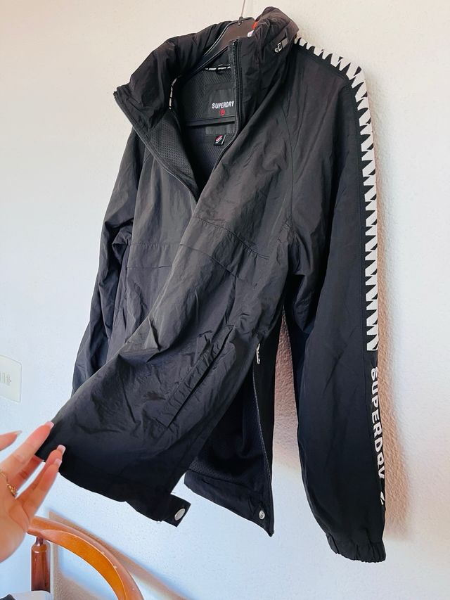 Chaqueta Superdry Negra