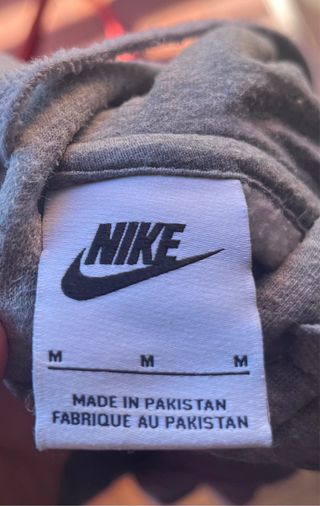 Sudadera Gris Nike con Capucha