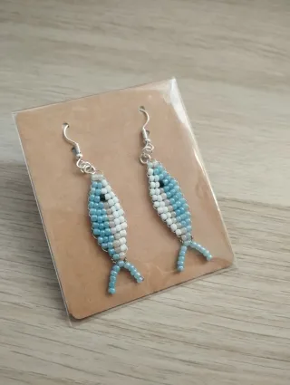 Pendientes pececitos hechos a mano