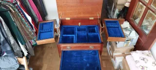 Mueble cubertería cerezo marquetería