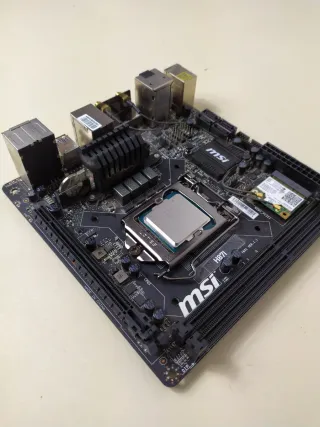 Placa Base MSI H87I + CPU i5-4430