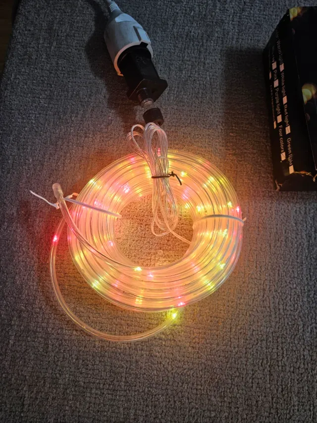 Mangueira LED 20m 4 cores