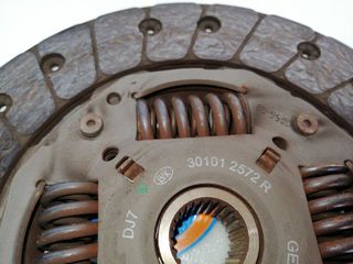 KIT EMBRAGUE DACIA DOKKER (2)