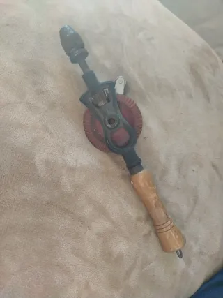 Taladro Manual Antiguo