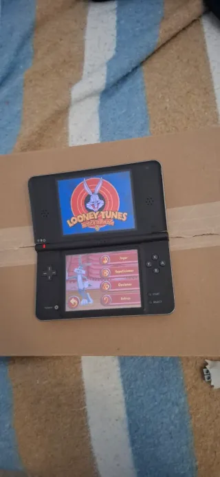 Nintendo DSi XL *LEER*