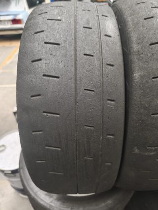2 Neumáticos Pirelli Competición Sliks RA5