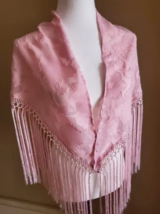 Mantoncillo Flamenco Rosa con Flecos