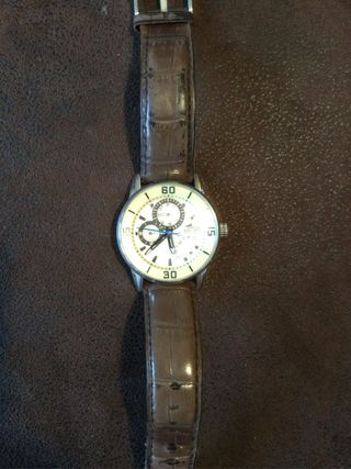 Reloj Lotus Caja Negra Correa Marrón