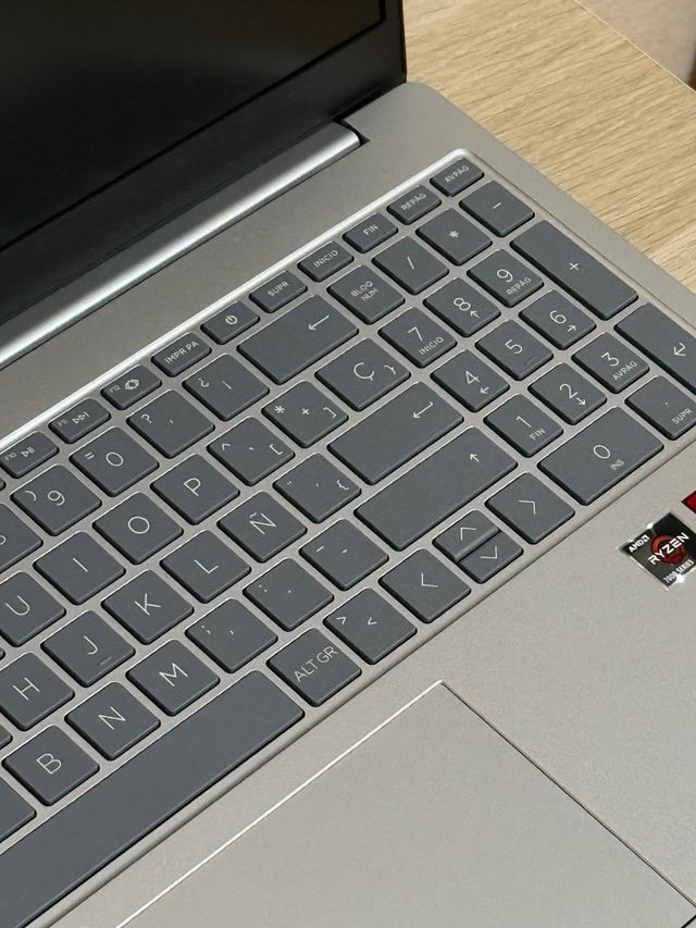 Ordenador Portátil HP 15-gris/plateado