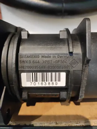 Caudalímetro Renault Clio II ORIGINAL RENAULT