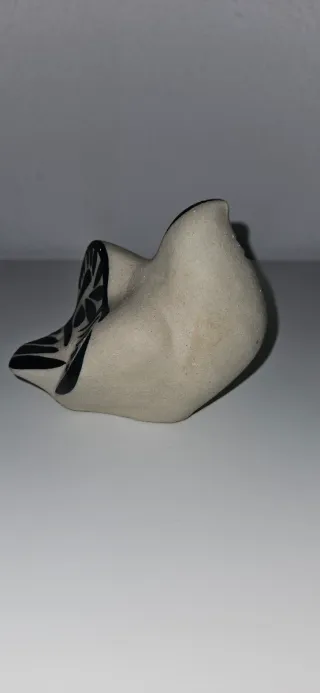 Figura Paloma Pablo Neruda