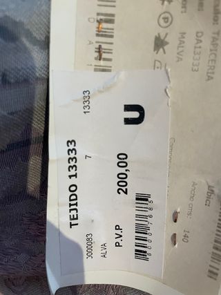 Tejido malva adamascado con detalles grises