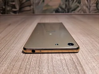 Sony Xperia M5 Dorado