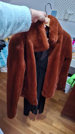 Chaquetón de pelo marrón