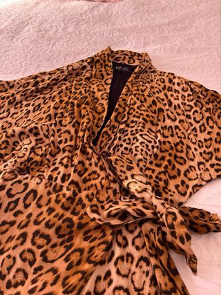 Vestido fiesta Zara estampado leopardo