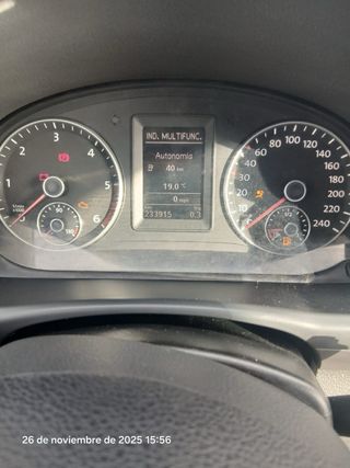 Volkswagen Touran 2011