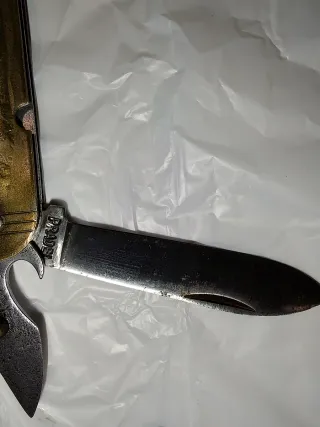 4 navajas multiherramientas antiguas