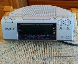 Radio Despertador Sony ICF-C470 FM/AM Dual Alarm