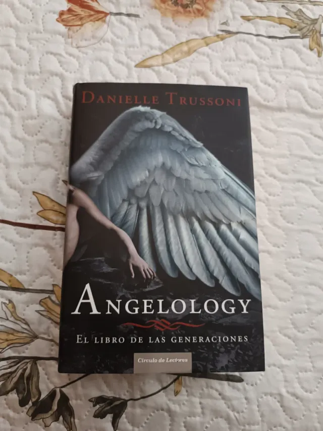 Angelology: el libro de las generaciones