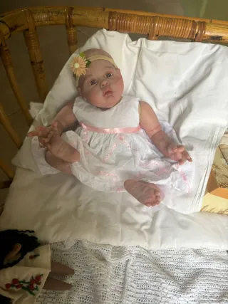 Bambola reborn artigianale nuova