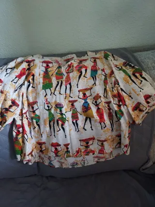 Blusa Estampada Motivos Étnicos