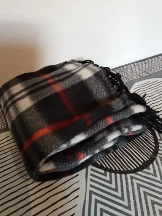 Bufanda  cuadros seminueva