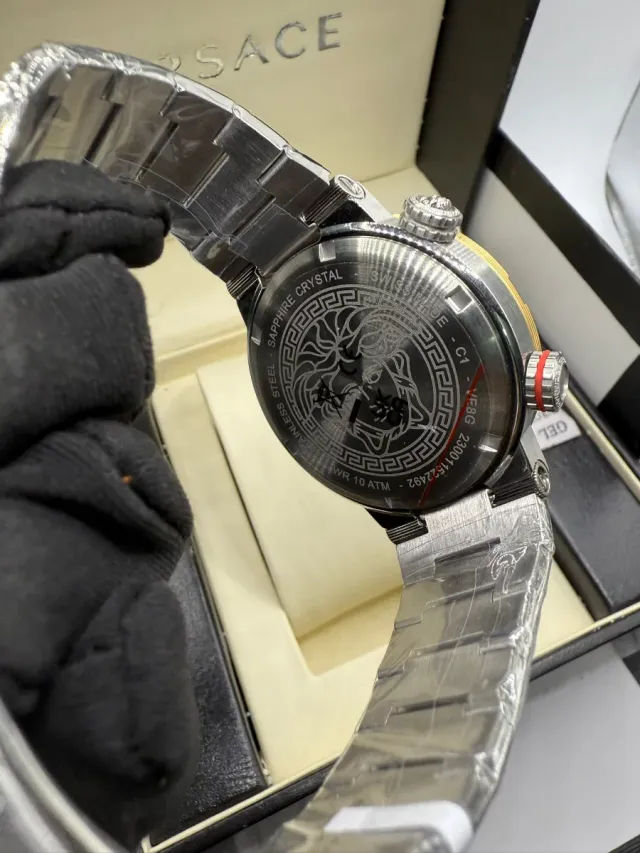 Reloj Versace Oro y Verde