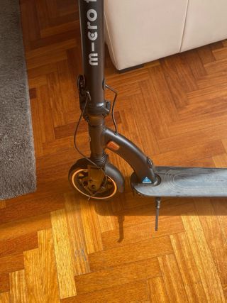 Patinete Eléctrico BMW by Micro