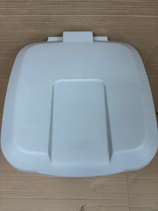 Contenedor Tayg 60L Negro/Gris con Pedal