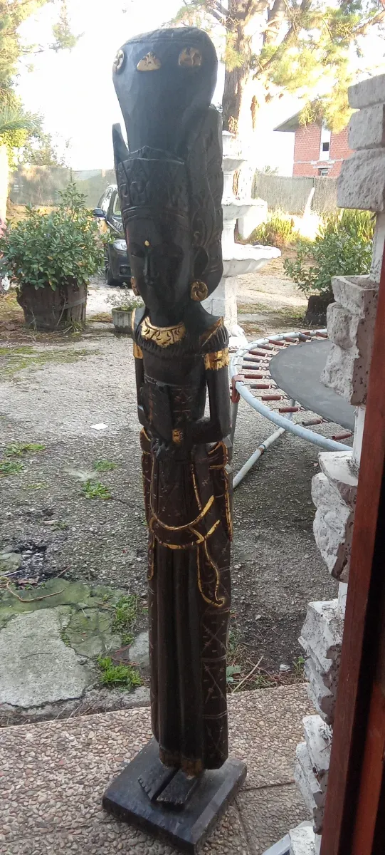 Figura Decorativa Madera Tallada