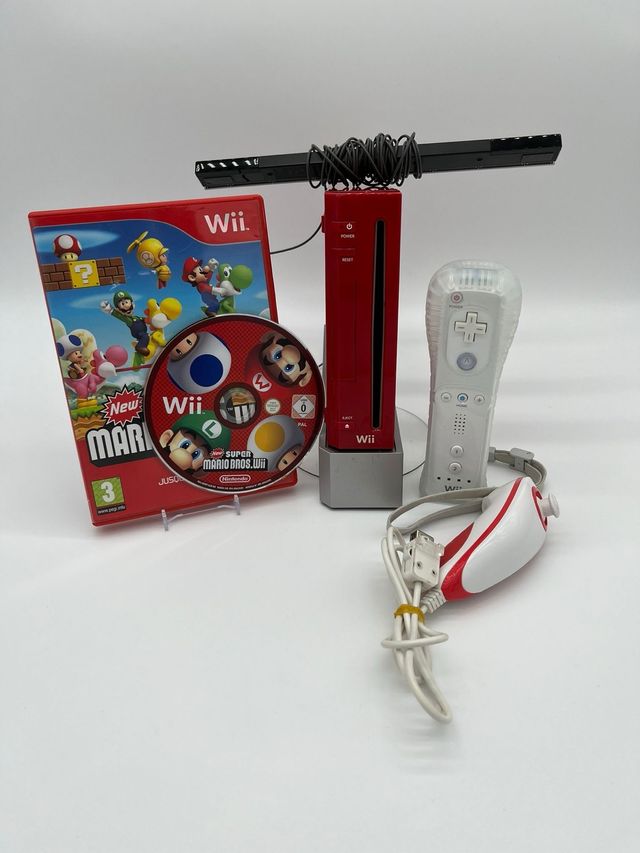 Nintendo Wii Rosso con gioco Super Mario Bros.