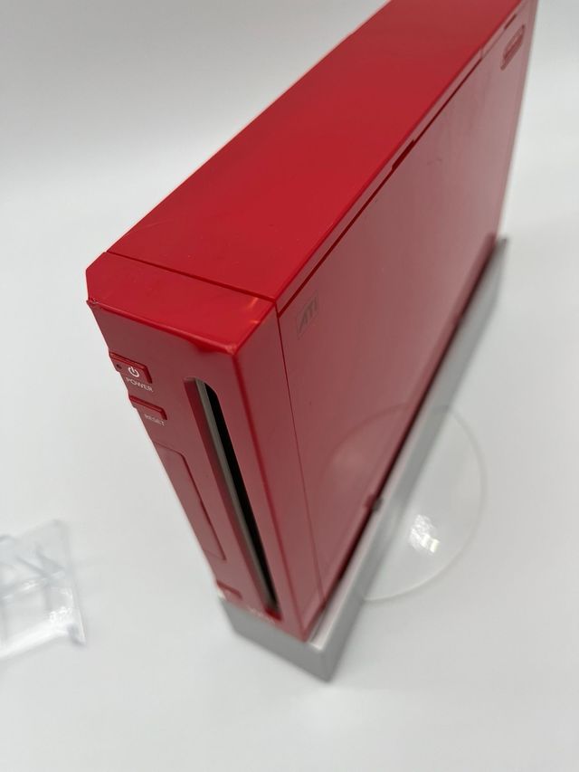 Nintendo Wii Rosso con gioco Super Mario Bros.