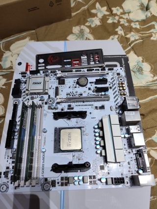 Bundle CPU AMD, Mobo MSI, PSU Corsair