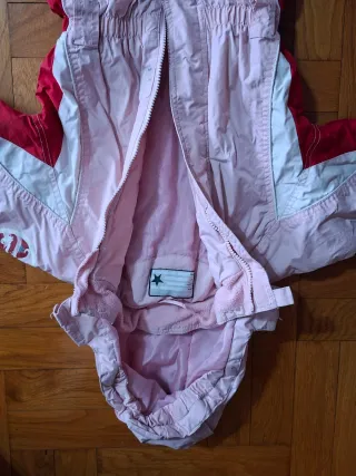 Buzo de invierno rosa y rojo