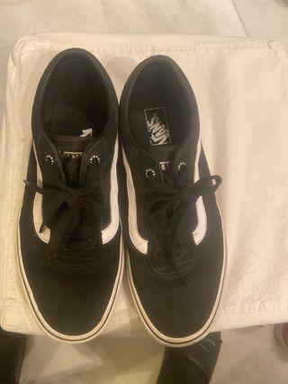 Vans Old Skool Negras y Blancas