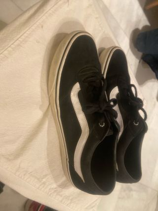 Vans Old Skool Negras y Blancas