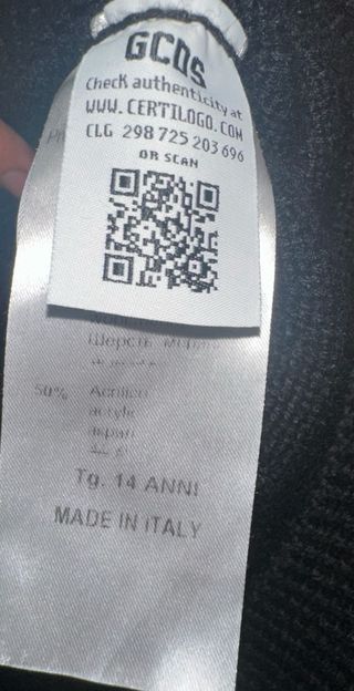 Maglione GCDS nero con logo rosso e bianco