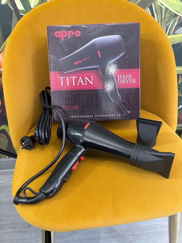Secador de pelo profesional apro Titan