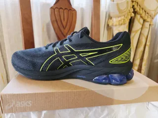 ASICS GEL QUANTUM 180 VII n43,5 sin estrenar