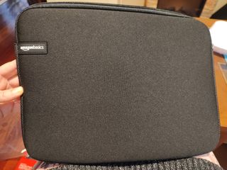 Funda portátil AmazonBasics 14