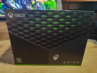 Xbox Series X + Mando + Auriculares