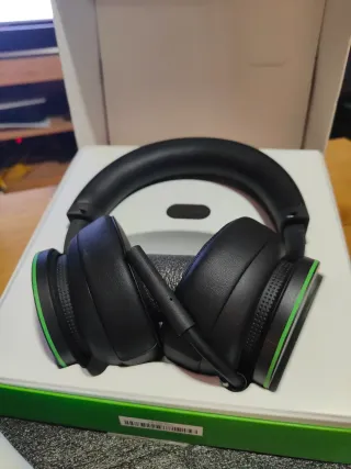 Xbox Series X + Mando + Auriculares