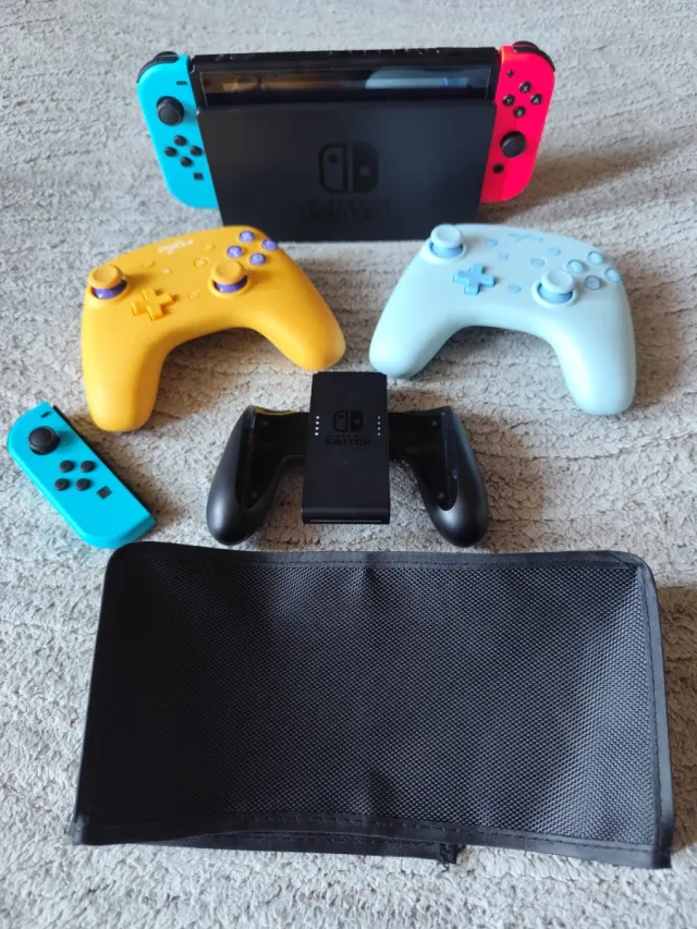 Oferta Nintendo Switch + extras