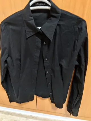 Camisa negra de vestir