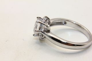 Magnifico anello Vintage argento zirconi