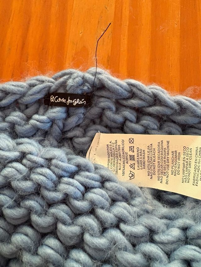 Braga de cuello de lana azul