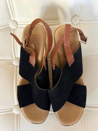 Sandalias tacón cuña Blanco negras y marrones