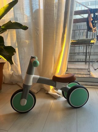Bicicleta infantil Hape sin pedales