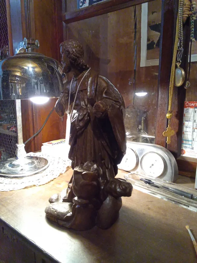 Talla europea figura religiosa s. XVIII-XIX